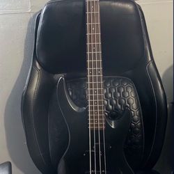 De Armond Pilot Plus Bass Guitar 
