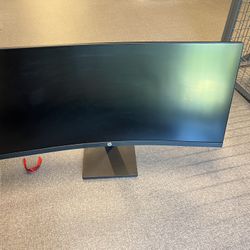 32” Curved HP Monitor