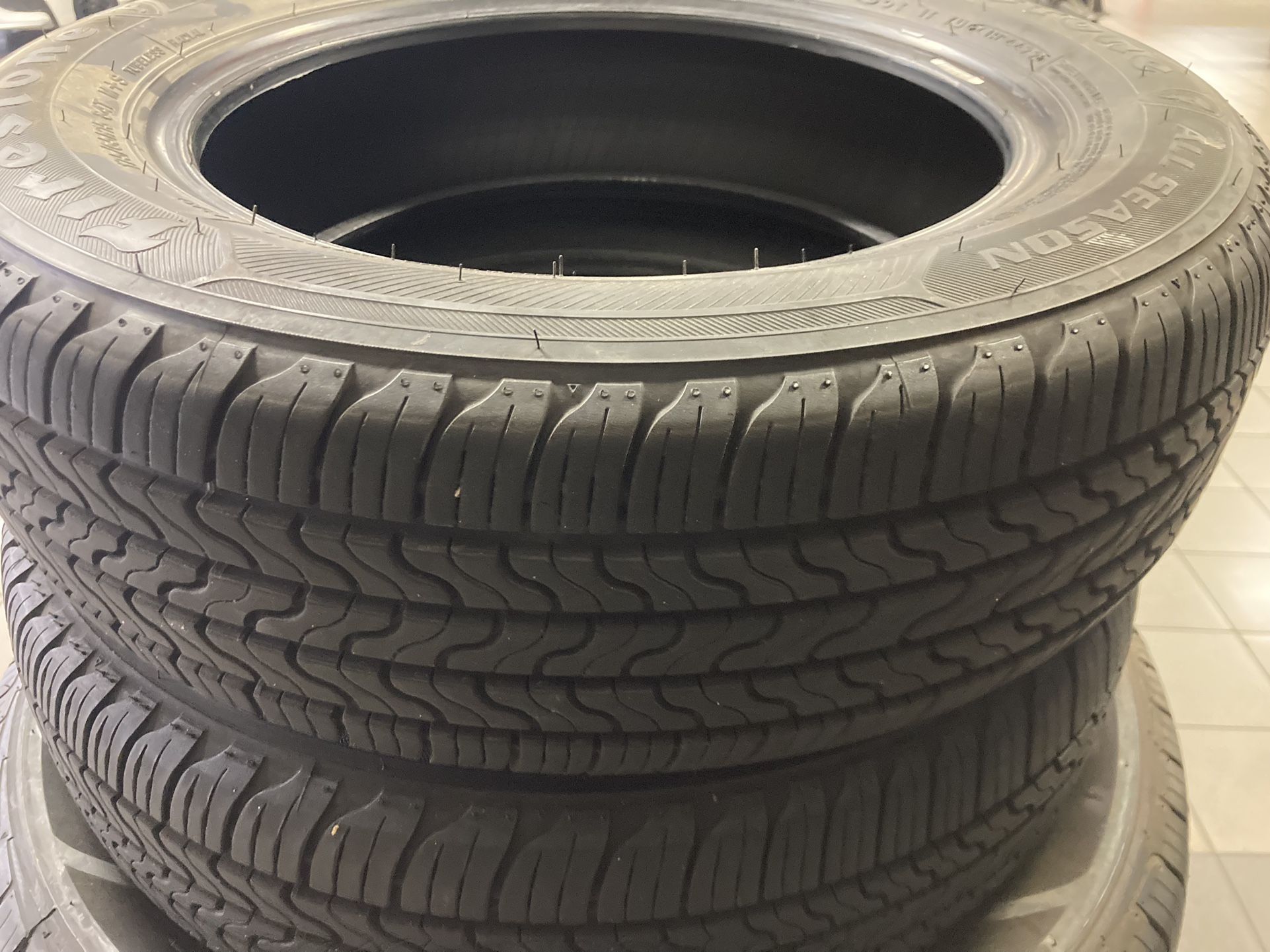 2 Firestone Tires 175/65R15