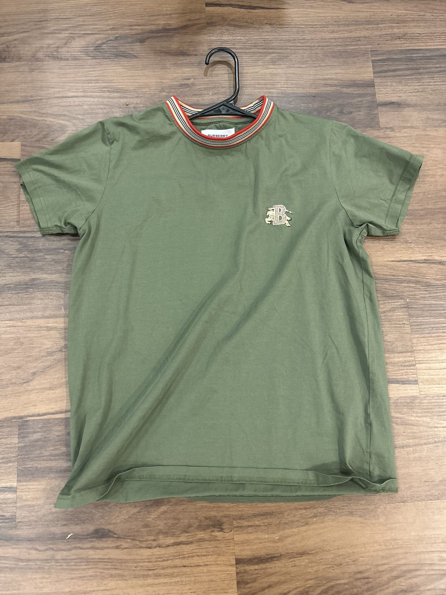 Burberry T-shirt