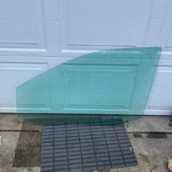 Dodge Grand Caravan Driver Side Window Glass