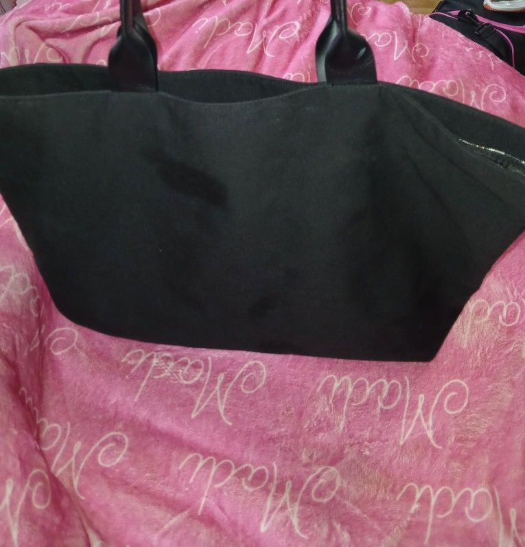 Vs Tote