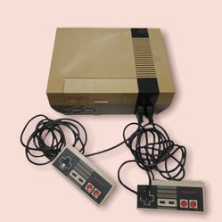 Nintendo Entertainment System 1985