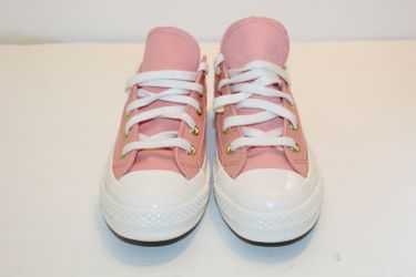 Converse Chuck 70 Low Top Shoes Size Women’s 5.5 NEW