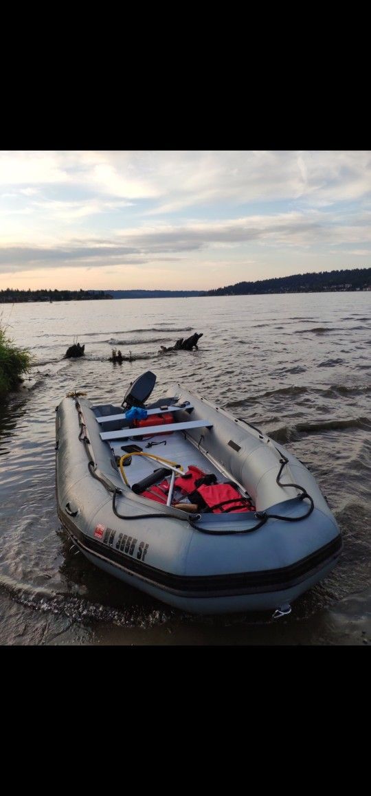 15' Saturn Inflatable Boat