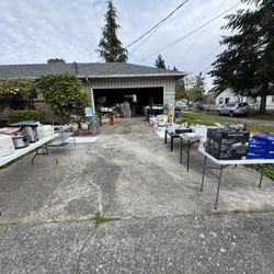GARAGE  SALE 