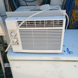 5100BTU GE Air Conditioner 
