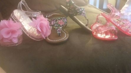 Baby sandles all for 30