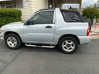 Suzuki Vitara 2.0 litre 5 speed, 1999,  CLEAN CA TITLE AND REG.  Just passed Smog