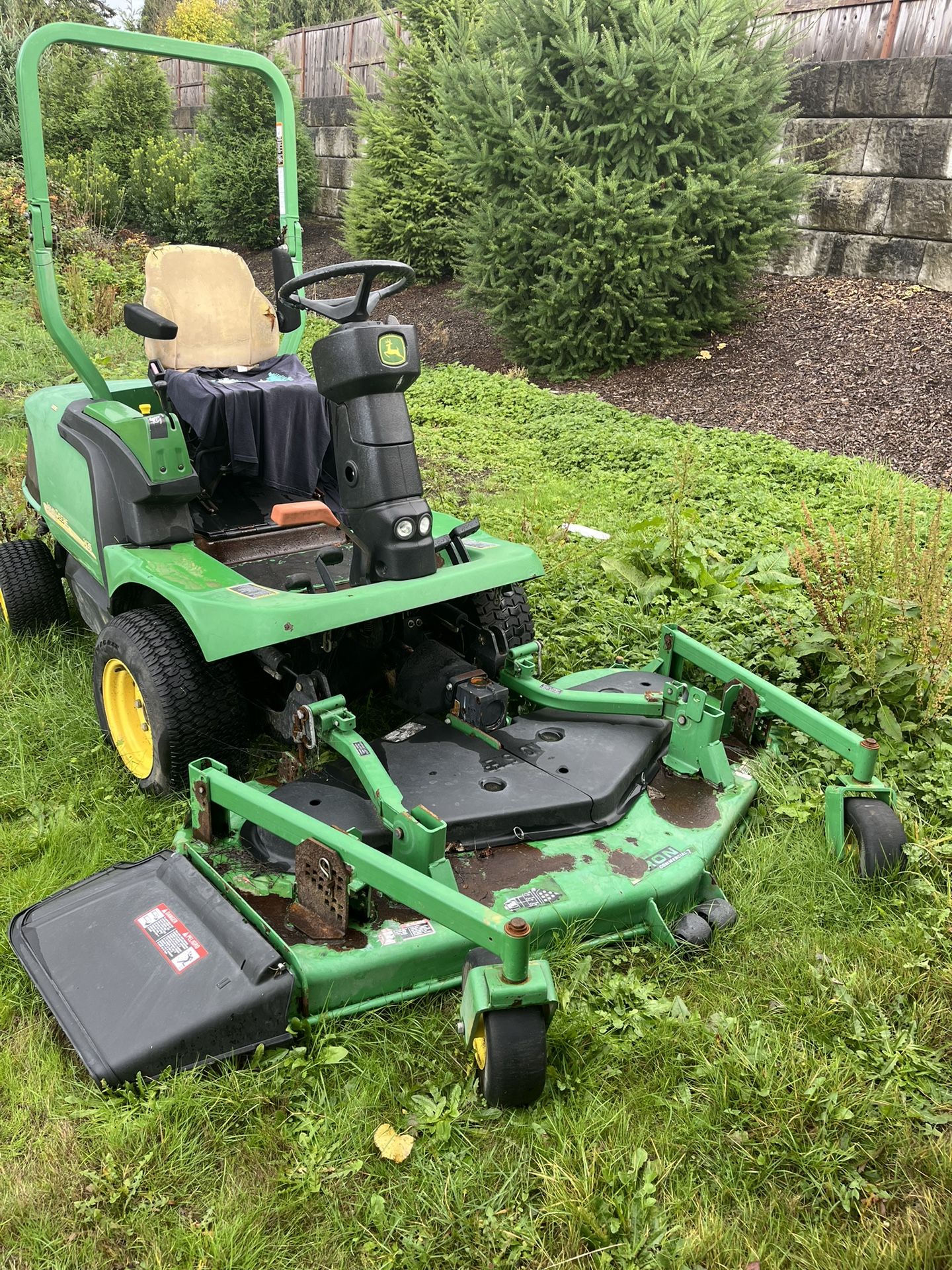 John Deere lawnmower 1435