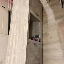 Wayfair TV Stand - New Condition 