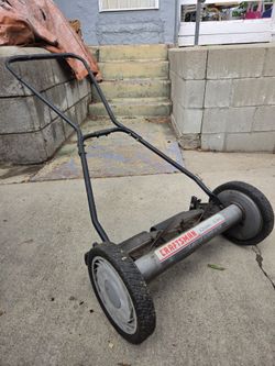 18" Push Lawn Mower by Craftman