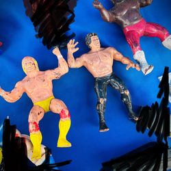 1980s Wrestling Toys/ Hulk Hogan/Ricky The Dragon/ Junkyard Dog