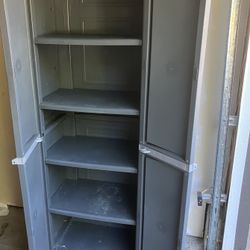 Sterilite Four Shelf Outdoor Cabinet 