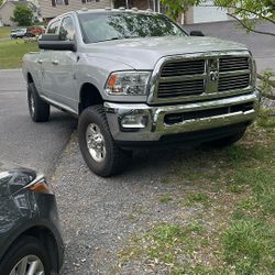2011 DODGE 2500 6.7L Cummings 