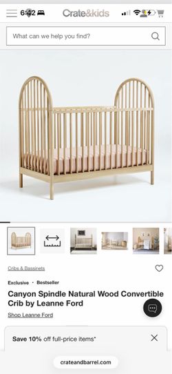 Canyon Spindle Natural Wood Crib