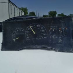 Chevrolet Cluster. 95 To 99..good Condition..