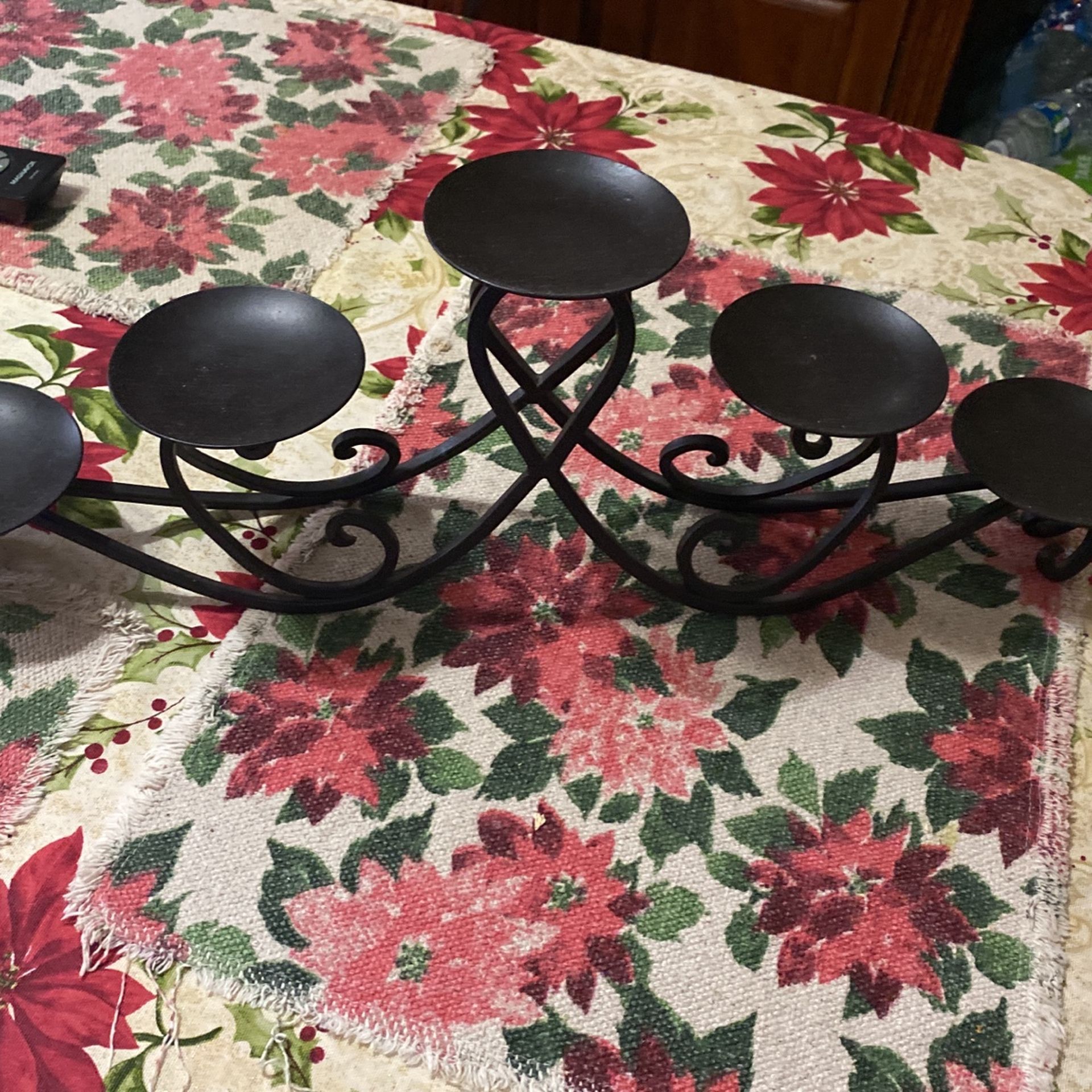 Candle Holder De Metal $5.00