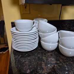12 Crate & Barrel White Coffee Cups And Saucers