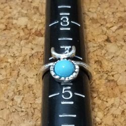 VINTAGE BOHEMIAN SILVER PLATED FASHION RING. SIZE  4.25.   (E)