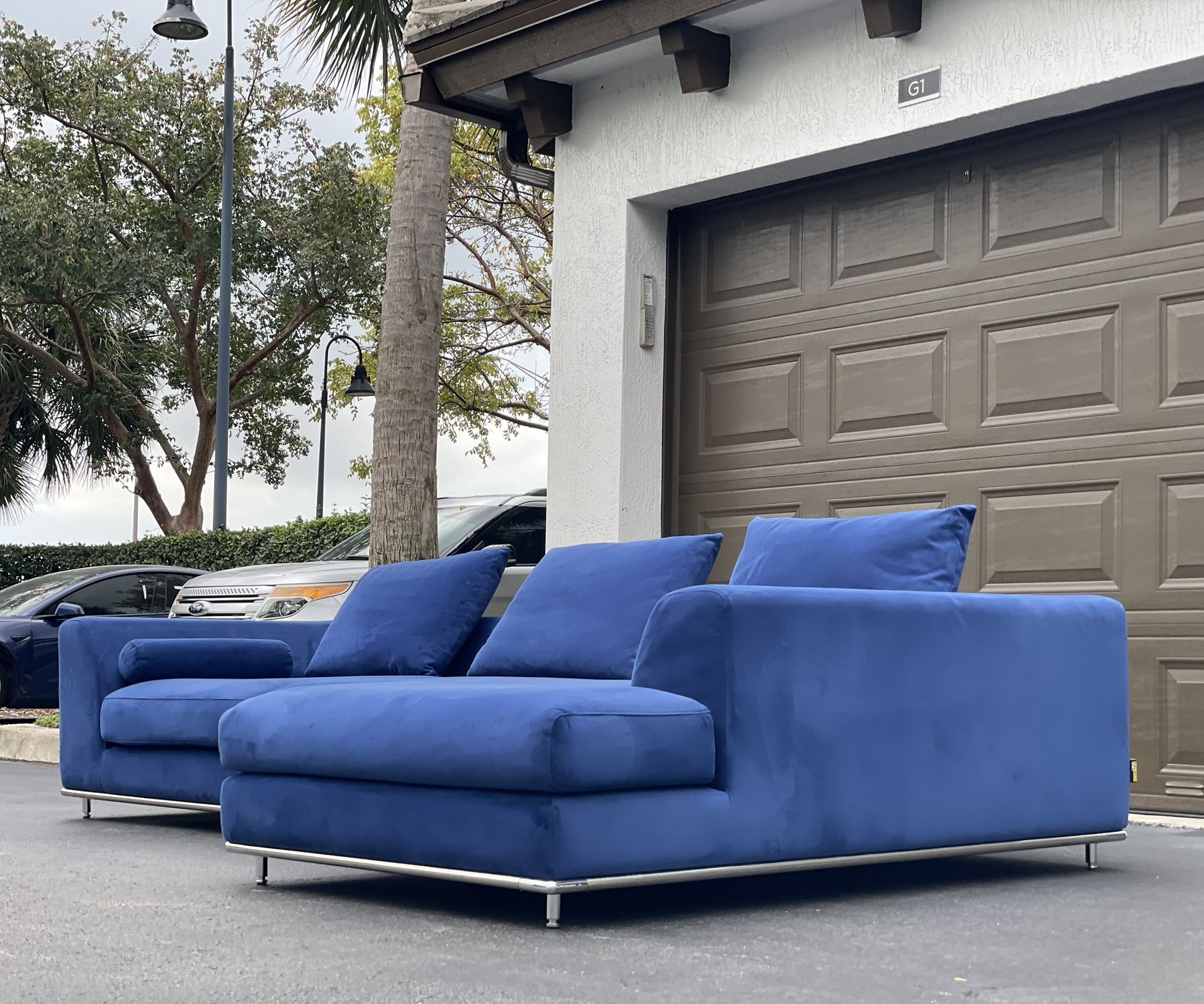 🛋️ Sectional Sofa/Couch - Microfiber - Blue - Delivery Available 🚛