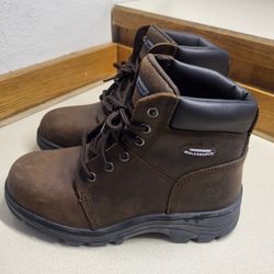 New Steeltoed Boots 