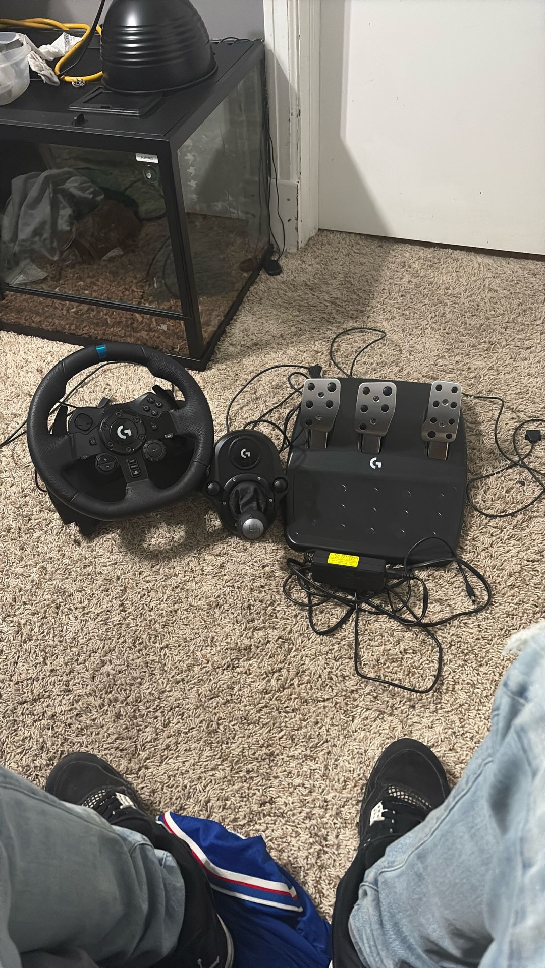 g29 steering wheel setup shifter and all cords included