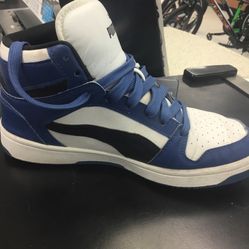Puma  Size 8