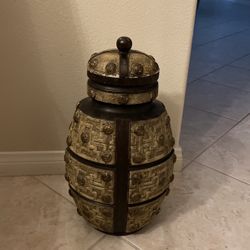 Decorative Pot