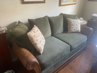 Tommy Bahama Couch