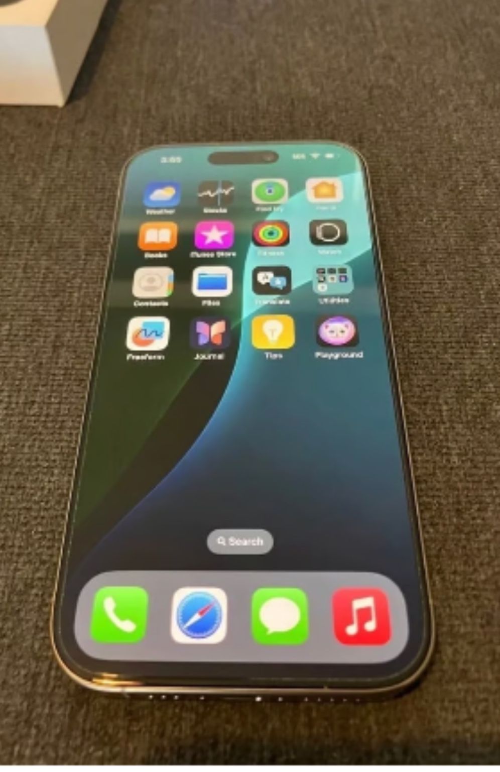 Apple iPhone 16 Pro 