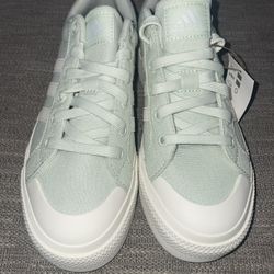 Adidas Women Shoe 