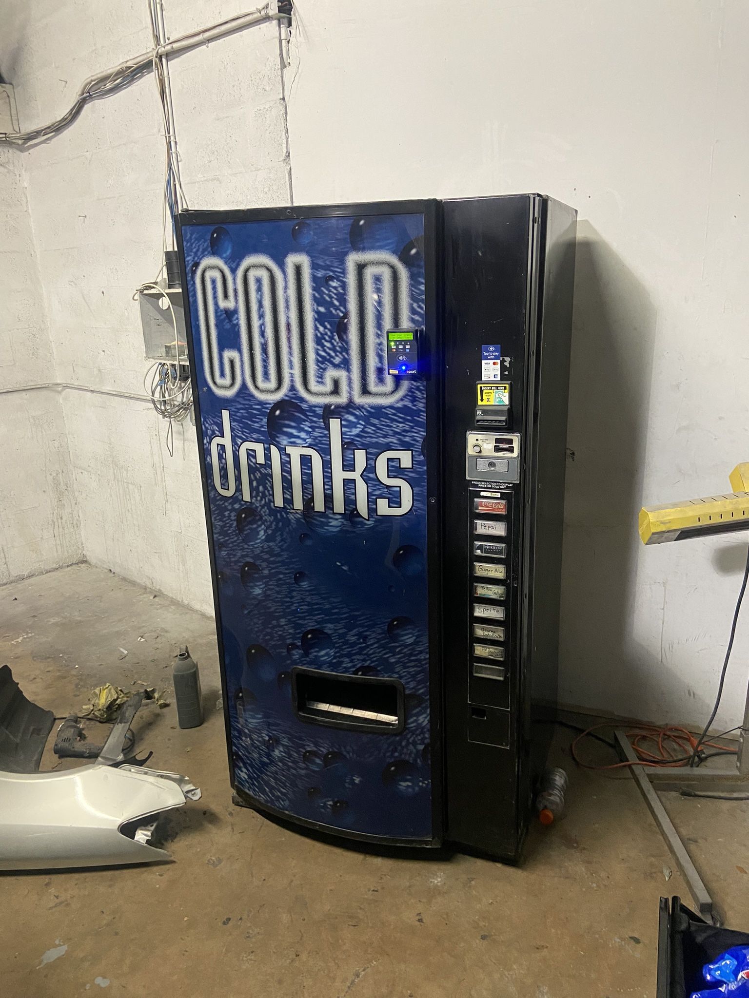 Vending Machine + Location 