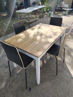 Dining Set with 4 Chairs