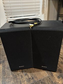 Two Sony SS-CS5 bookshelf speakers (manufactured 12/