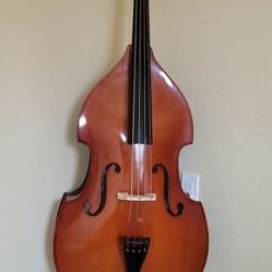 Upright 1/2 Double Bass