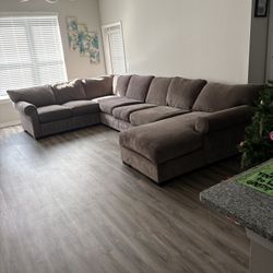 Sectional Couch-FEATHER