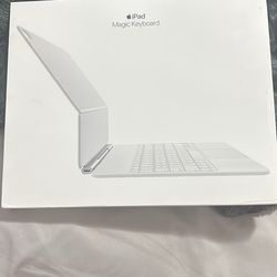 Apple Magic Keyboard for iPad Air 13 inch M4 (White)