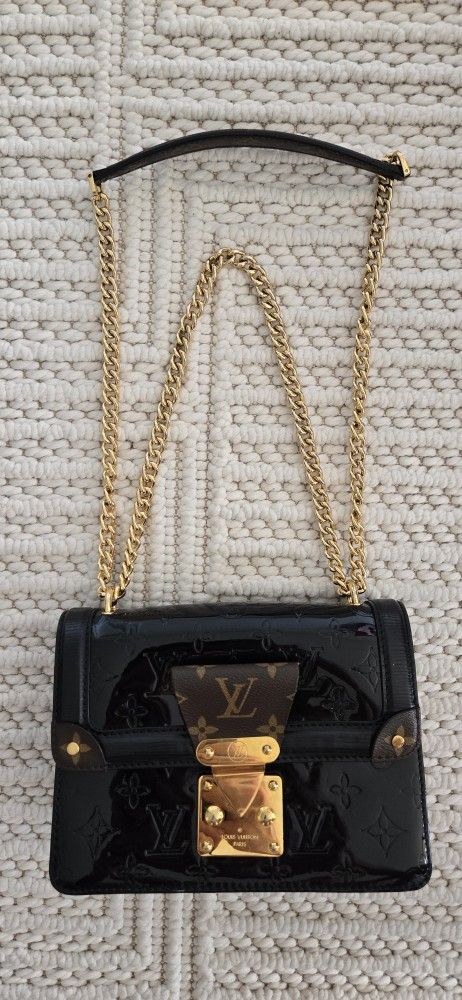 Woman Purse