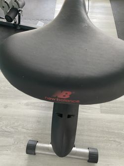 New Balance 5200 Upright Exercise Bike for Sale in Port St. Lucie FL OfferUp