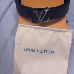 Louis Vuitton Black Checkered Belt [LV RECEIPT]