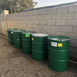 55-Gallon Steel Drums – Heavy Duty with Lids and Rings(25$ OBO)