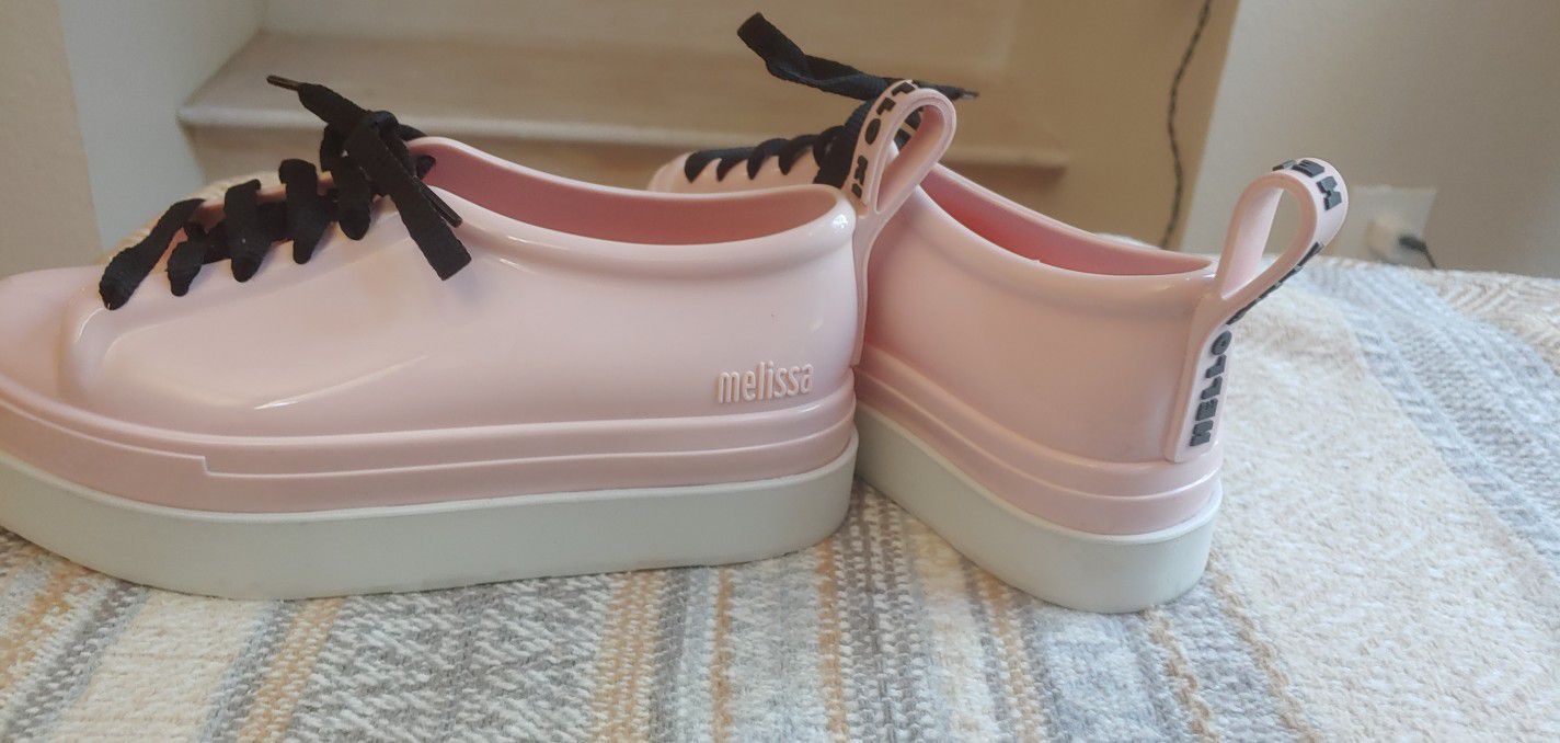 MEL by MELLISA X Hello Kitty Girl's Rubber Sneakers