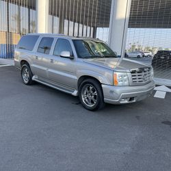 2004 Cadillac Escalade