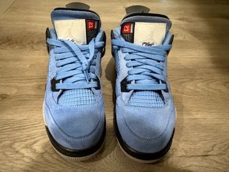 Air Jordan 4 University Blue  (price negotiable)