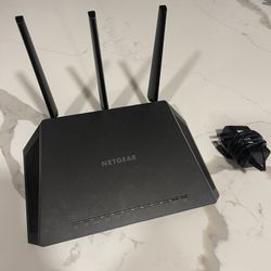 Netgear Nighthawk AC1750 Smart WIFI Router - Model R6700 Gaming/Streaming