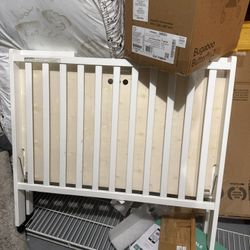 Mini Crib
