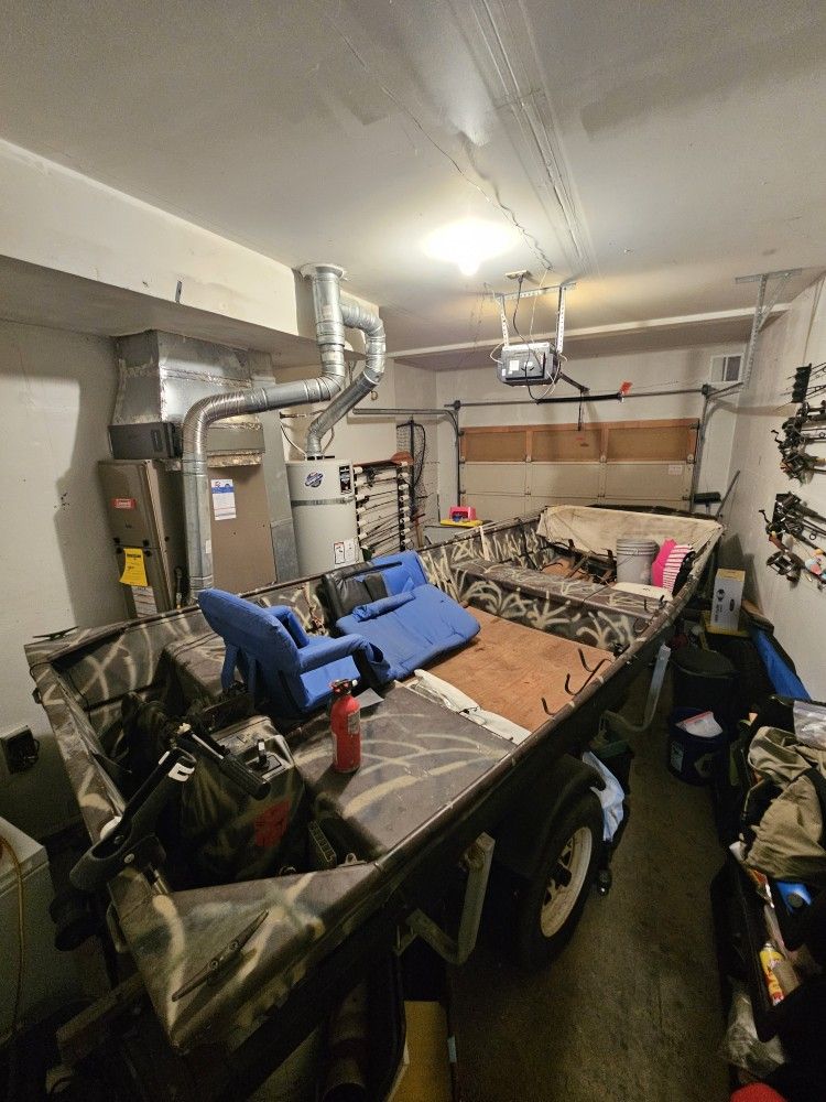 16' Lowe Aluminum Jon Boat