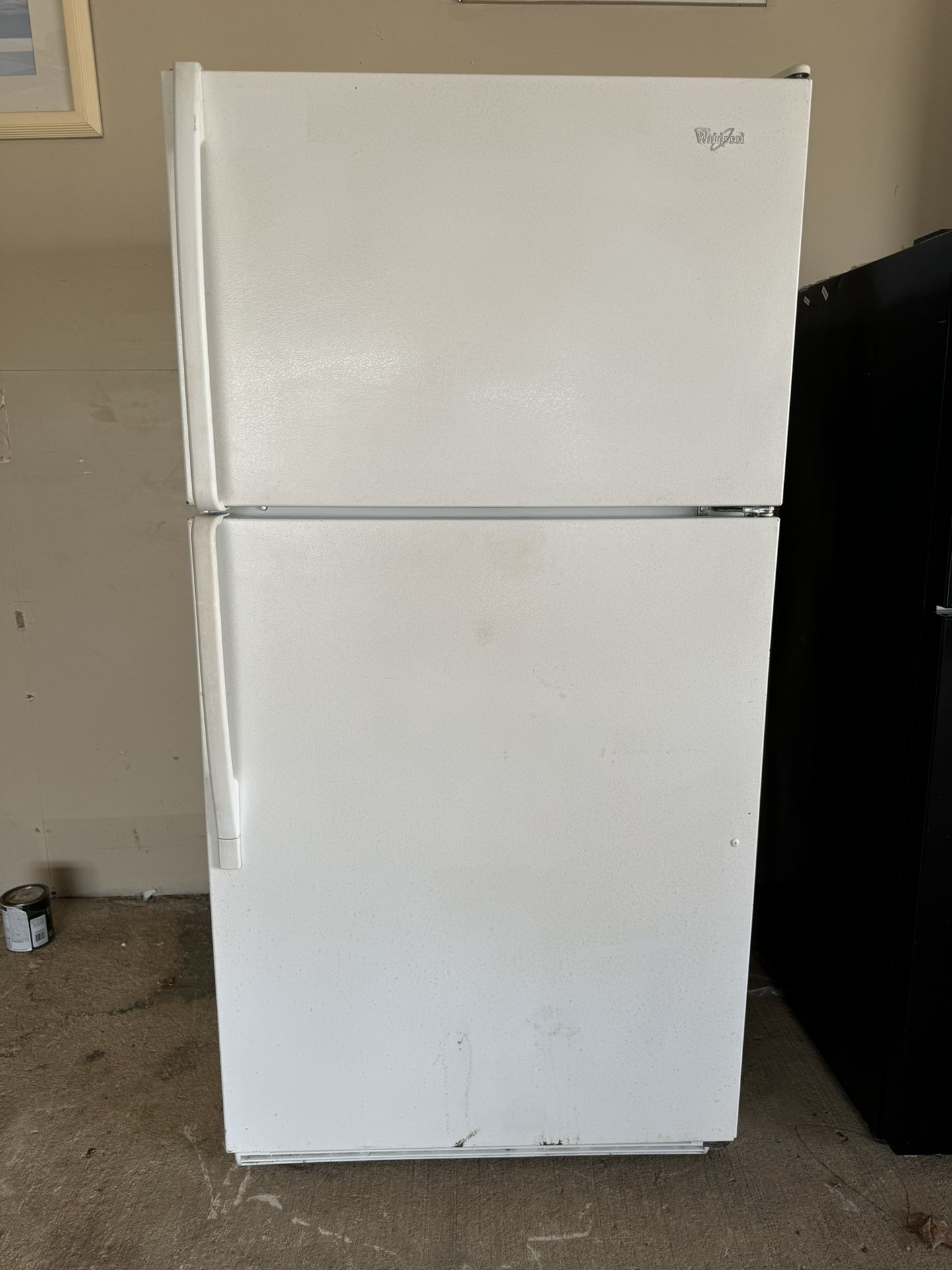 WHIRLPOOL TOP AND BOTTOM REFRIGERATOR WITH WARRANTY for Sale in San