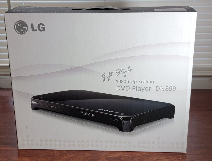 LG DN(contact info removed)p up-scalin DVD playerWhite Pinewood Dresser 9 Drawers 